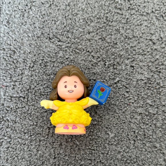 Colorful Princess Mini Doll Set - Picture 3 of 16